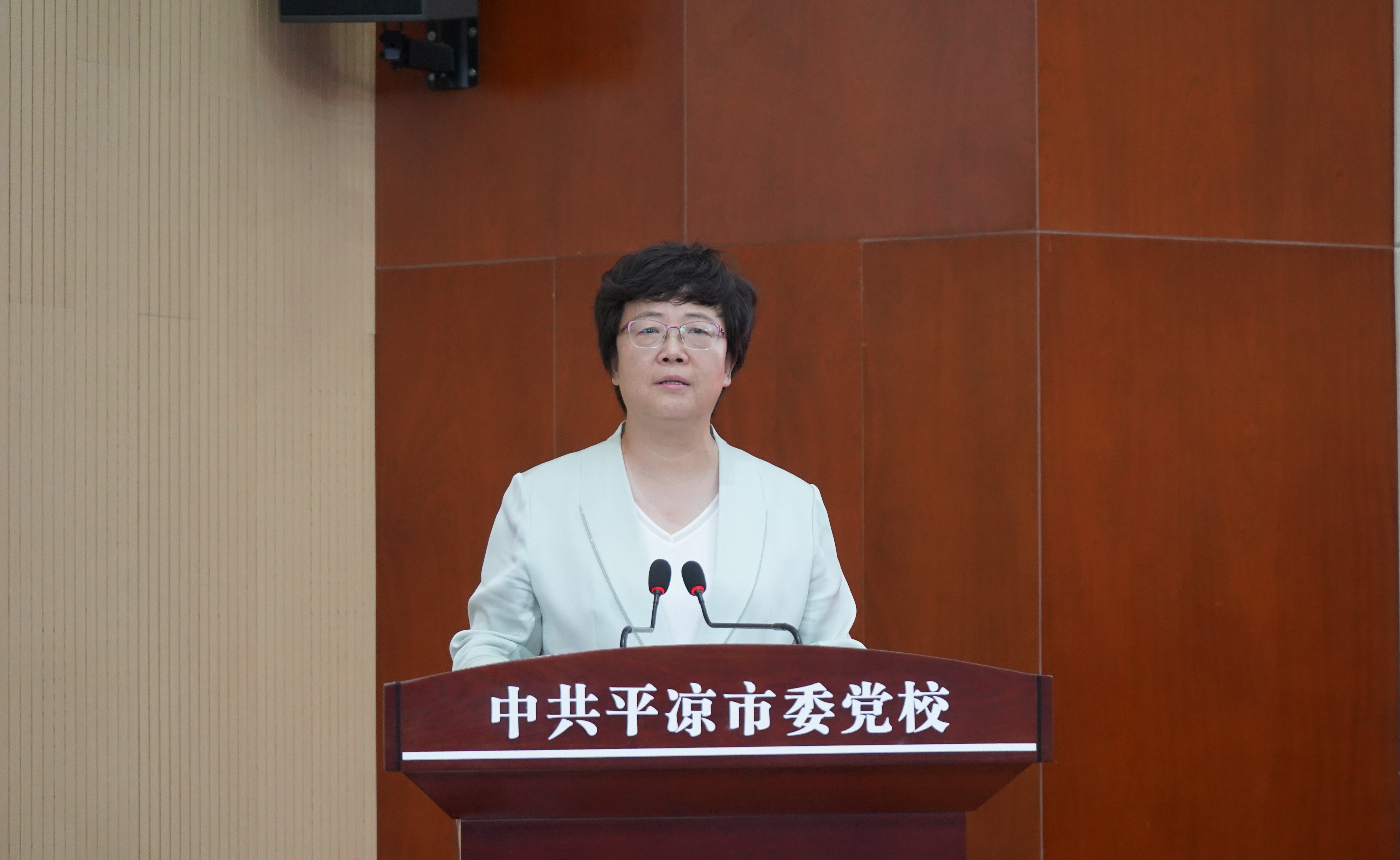 20230710-心博在线登录入口乡村振兴甘肃平凉远程教学站揭牌暨乡村教师护眼灯捐赠仪式 -中共平凉市委书记王旭致辞-平凉融媒体中心拍摄.jpg