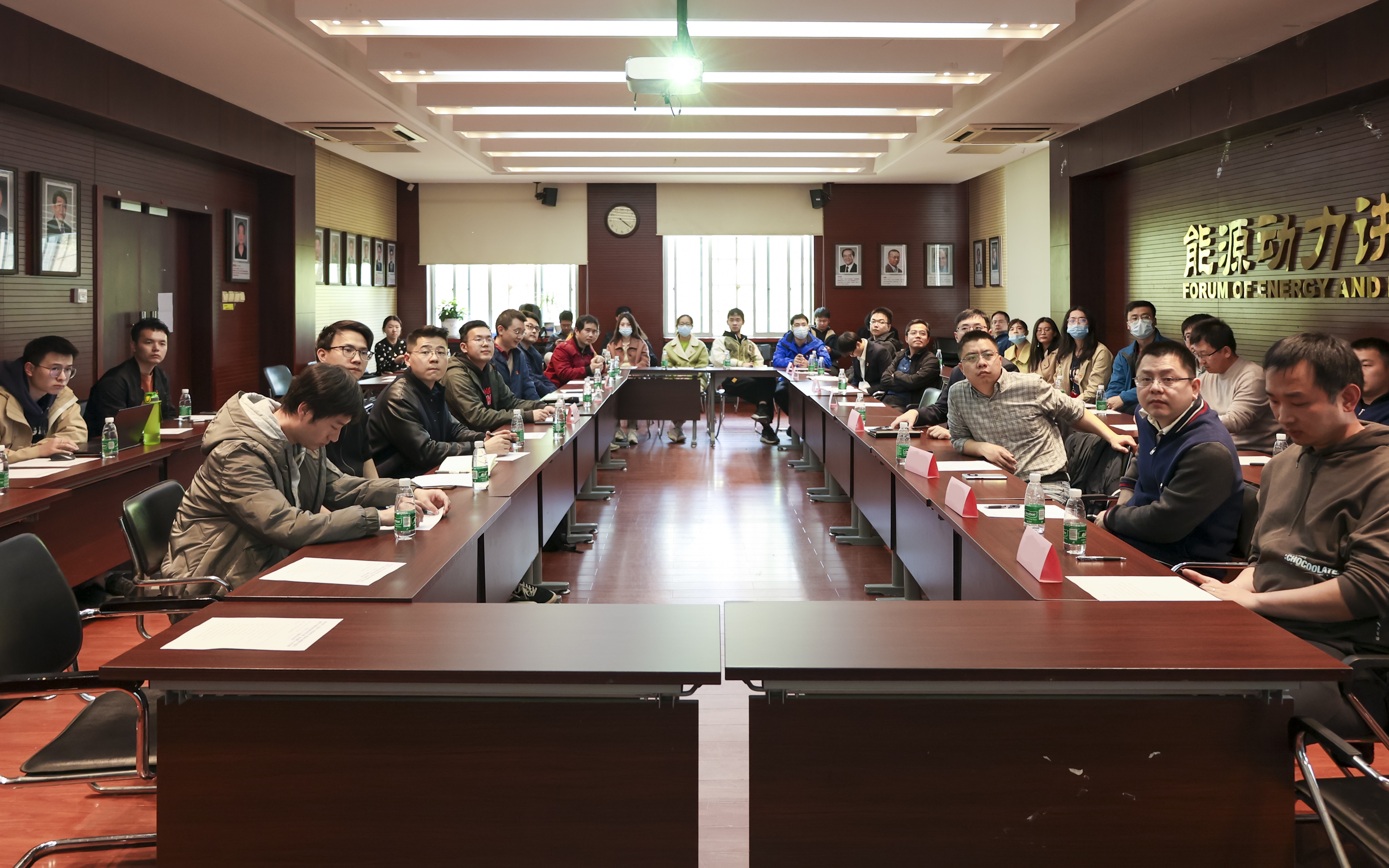 20230408-新闻稿-航天科工三院水下总体部党支部与心博在线登录入口能动系流机所党支部、能动博201党支部“红色1 1 1”共建活动-郭慧娜-图3-会议现场.jpg