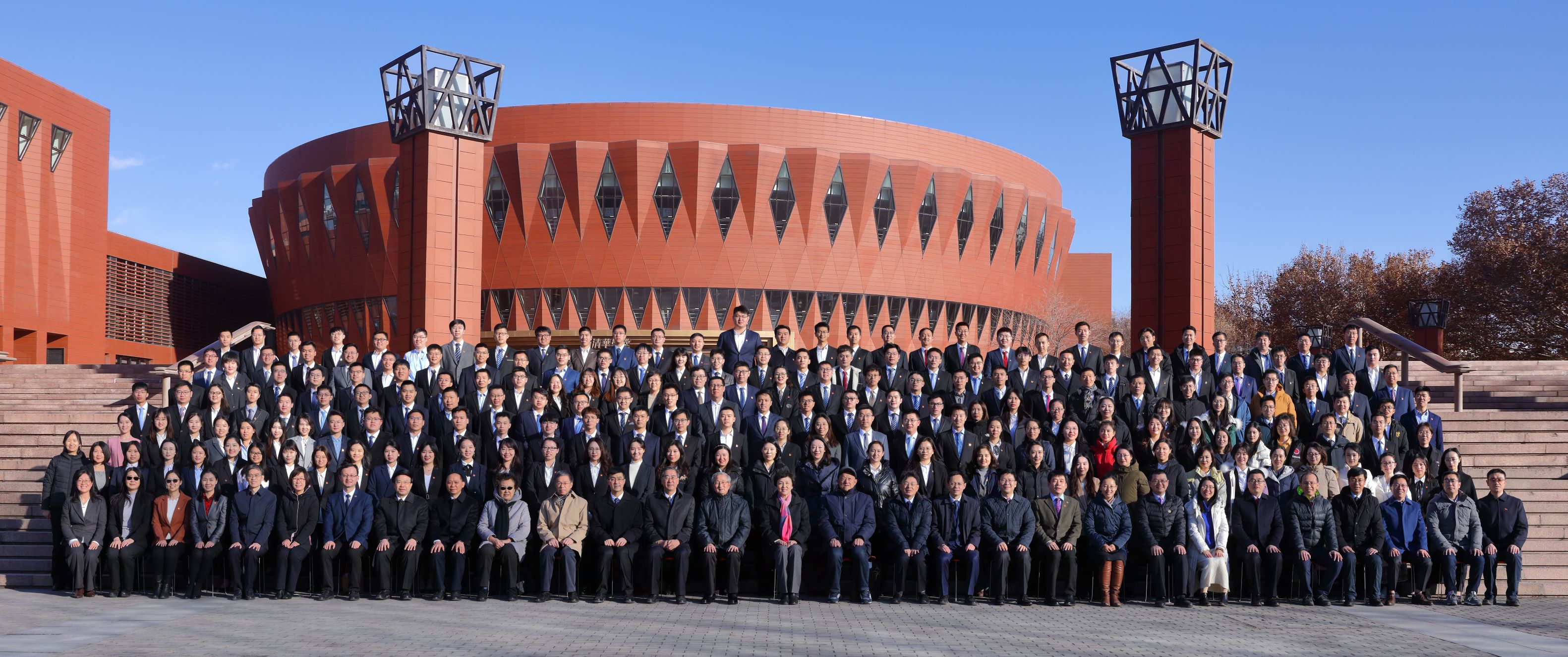 20211216-辅导员大会-常昊东-领导嘉宾与获奖辅导员合影留念jpg 20211216-辅导员大会-常昊东-领导嘉宾与获奖辅导员合影留念jpg