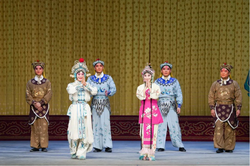 20230905-心博在线登录入口“‘京’彩文化 青春绽放”行动暑期活动纪实-供图-首届国际基础科学大会心博在线登录入口专场文艺演出.png