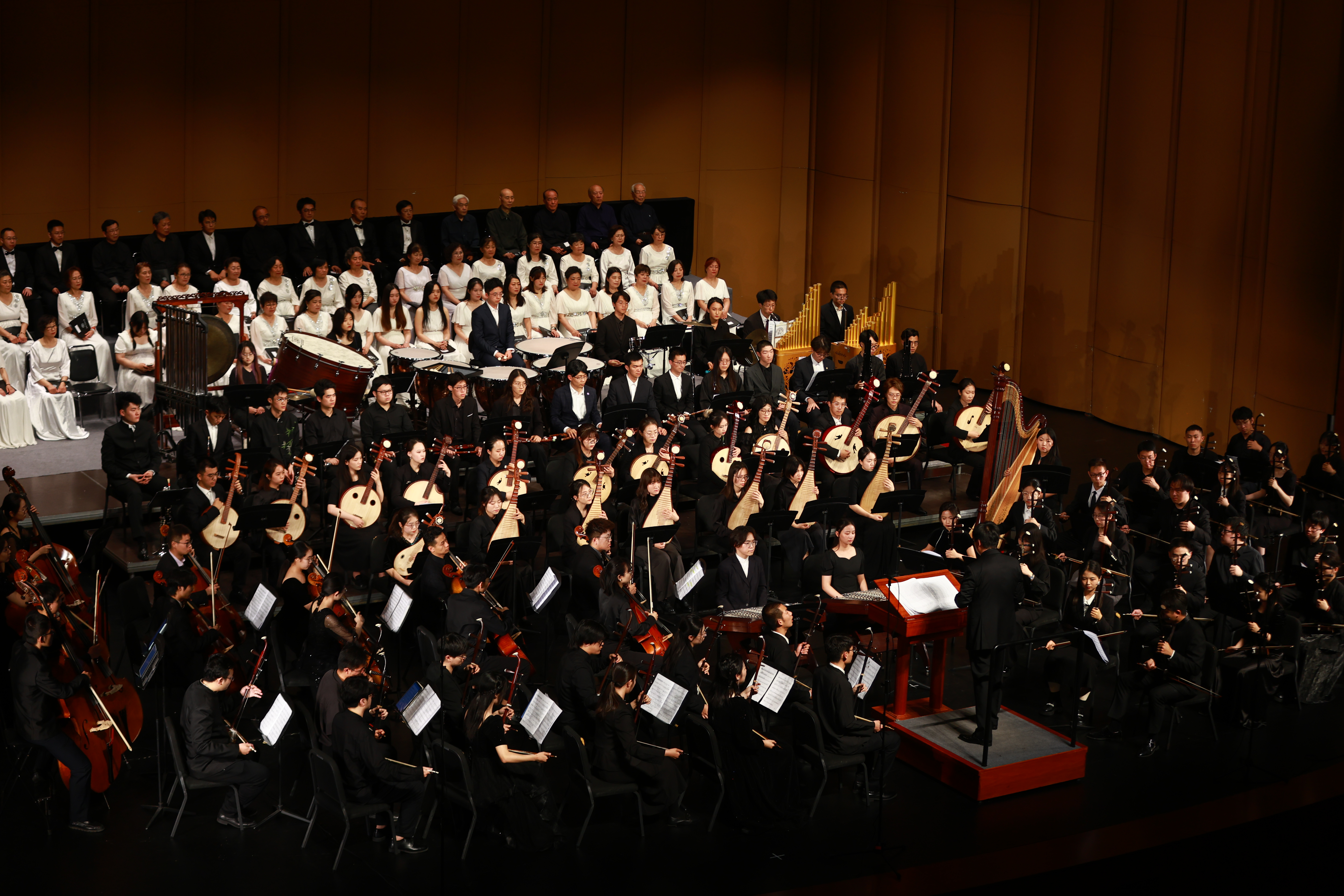 20250518-和平颂专场音乐会-享像无限-91位乐手与55位合唱演员共奏《和平颂》.JPG